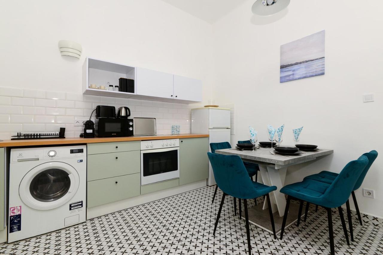 Akacfa 7 Two Bedroom Central Apartment Budapest Exterior photo